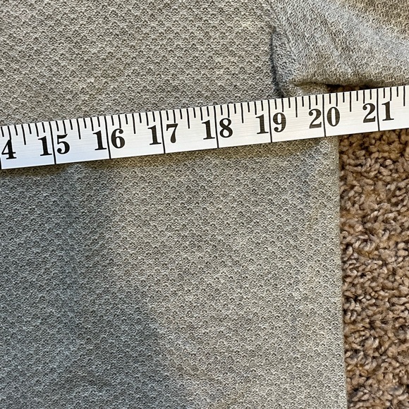 RW&Co Long Sleeve Henley - Picture 3 of 4